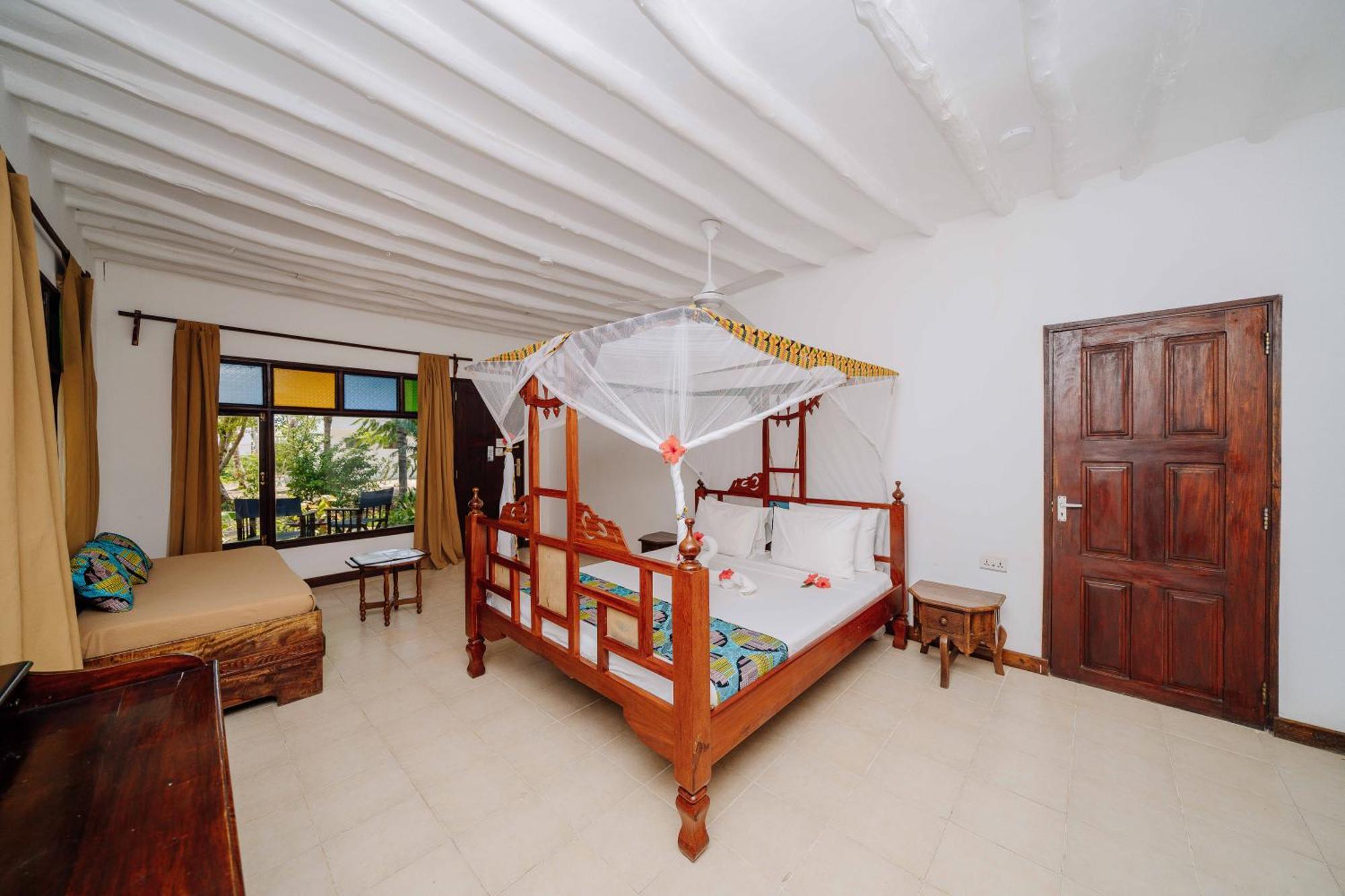 Spice Island Hotel & Resort Jambiani  Exterior photo