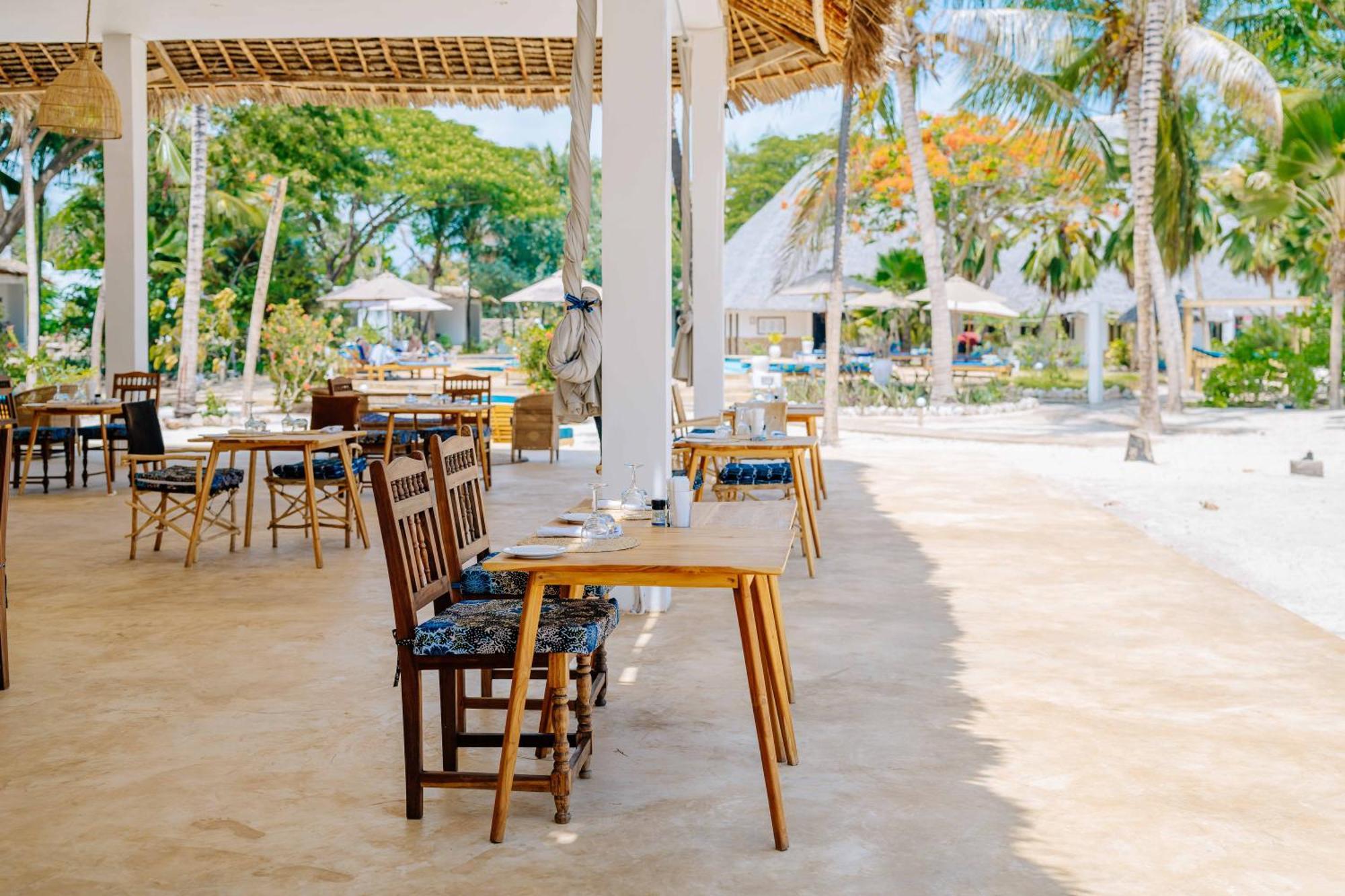 Spice Island Hotel & Resort Jambiani  Exterior photo