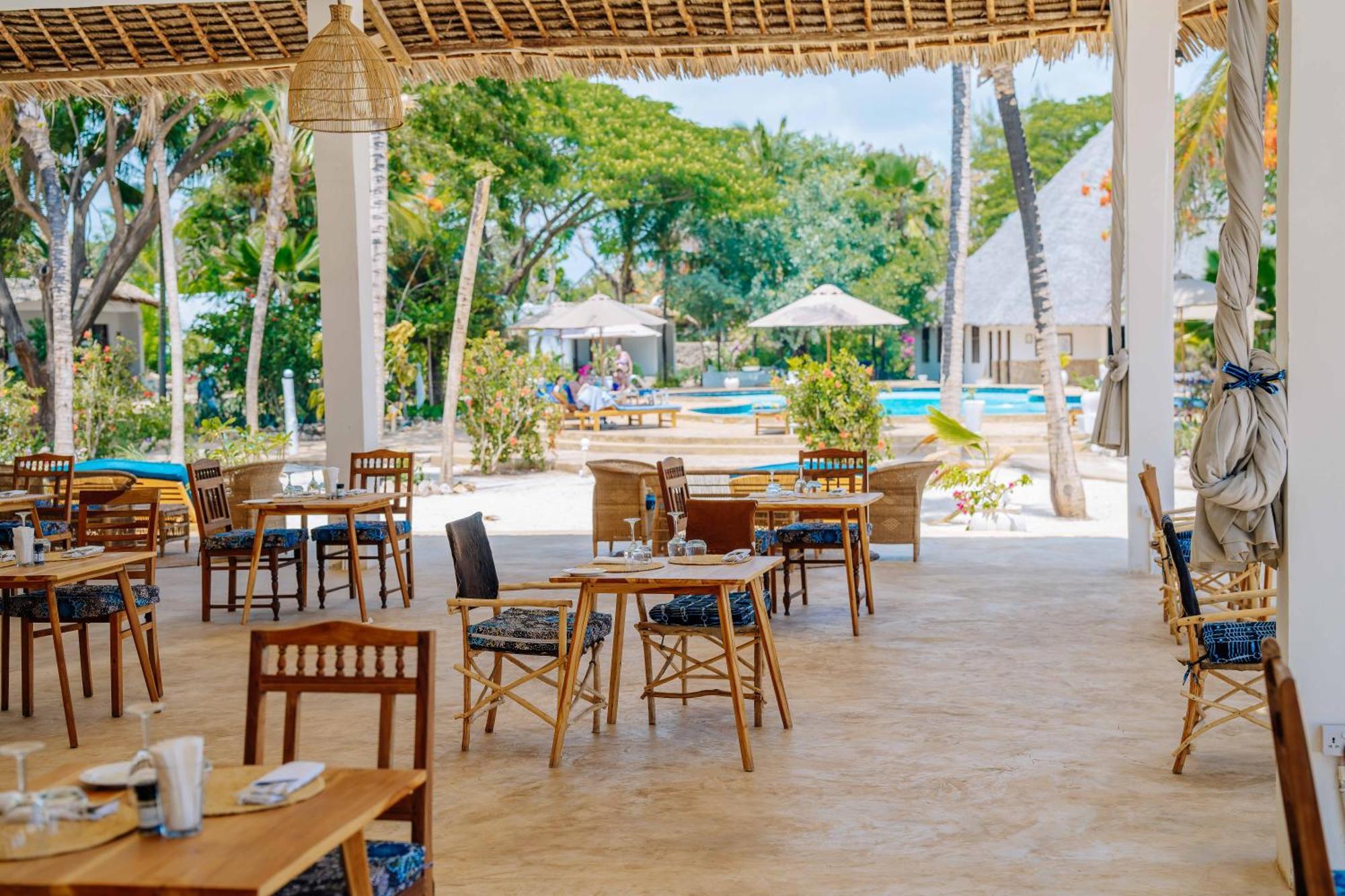 Spice Island Hotel & Resort Jambiani  Exterior photo